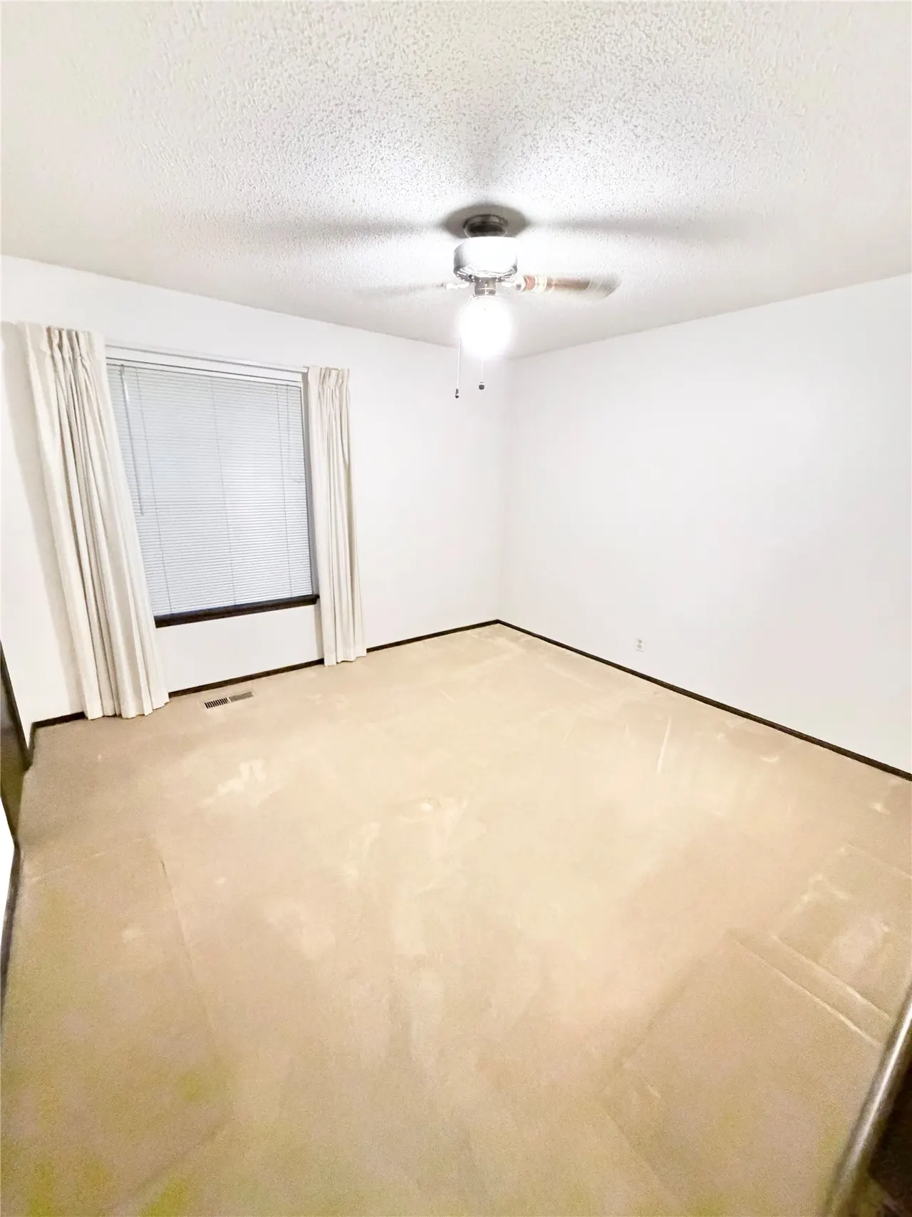 Photo 10 — 415 N Gum Street, Jenks, OK 74037