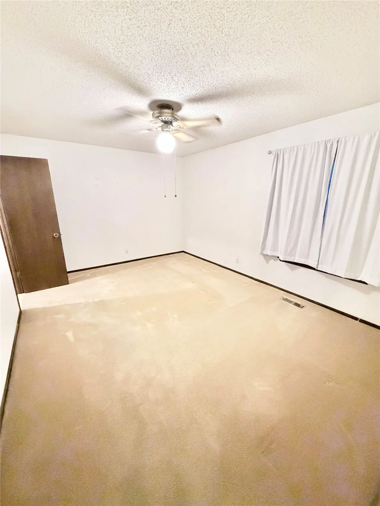 Photo 12 — 415 N Gum Street, Jenks, OK 74037