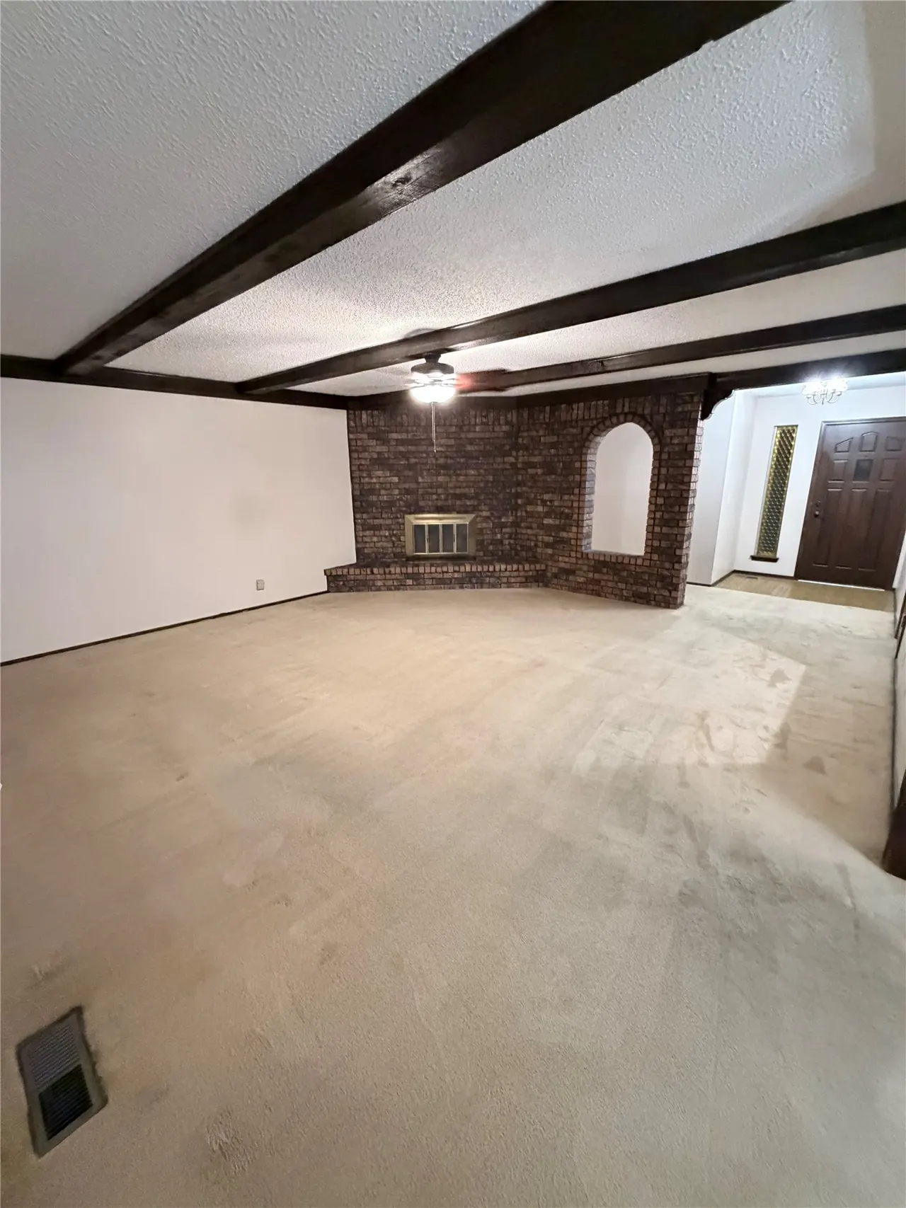 Photo 5 — 415 N Gum Street, Jenks, OK 74037