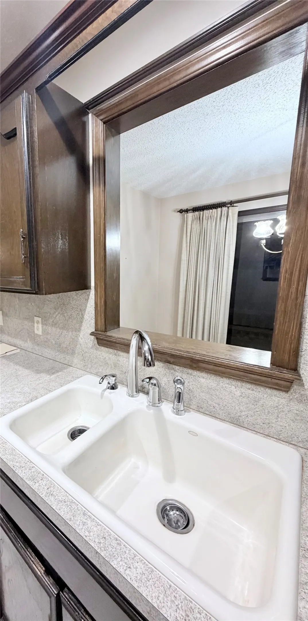 Photo 23 — 415 N Gum Street, Jenks, OK 74037