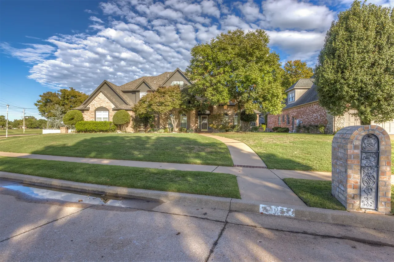 Photo 2 — 105 E Ocala Street, Broken Arrow, OK 74011