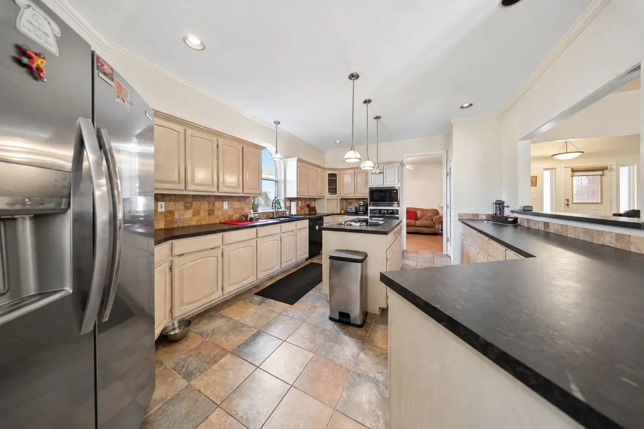 Photo 8 — 4308 S Dogwood Avenue, Broken Arrow, OK 74011