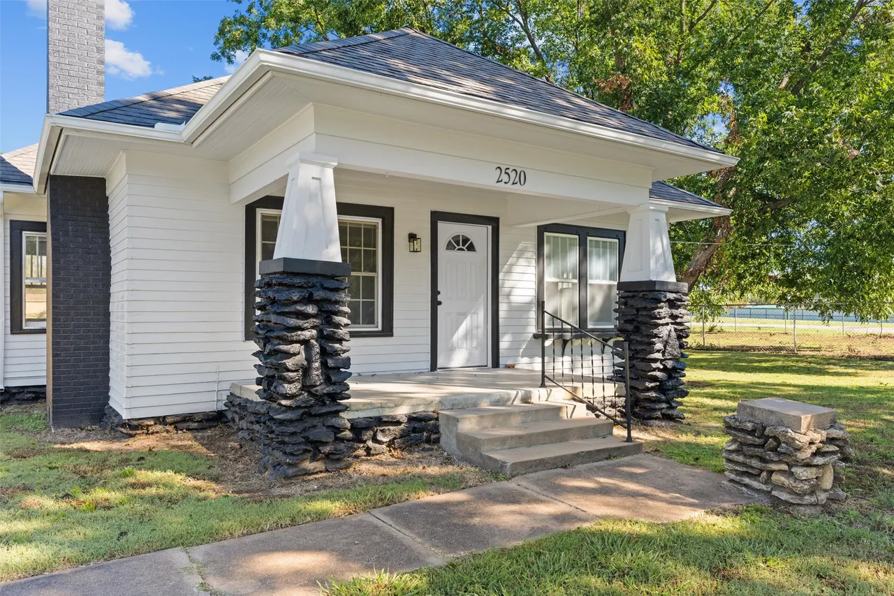 Photo 6 — 2520 E Tuxedo Boulevard, Bartlesville, OK 74006