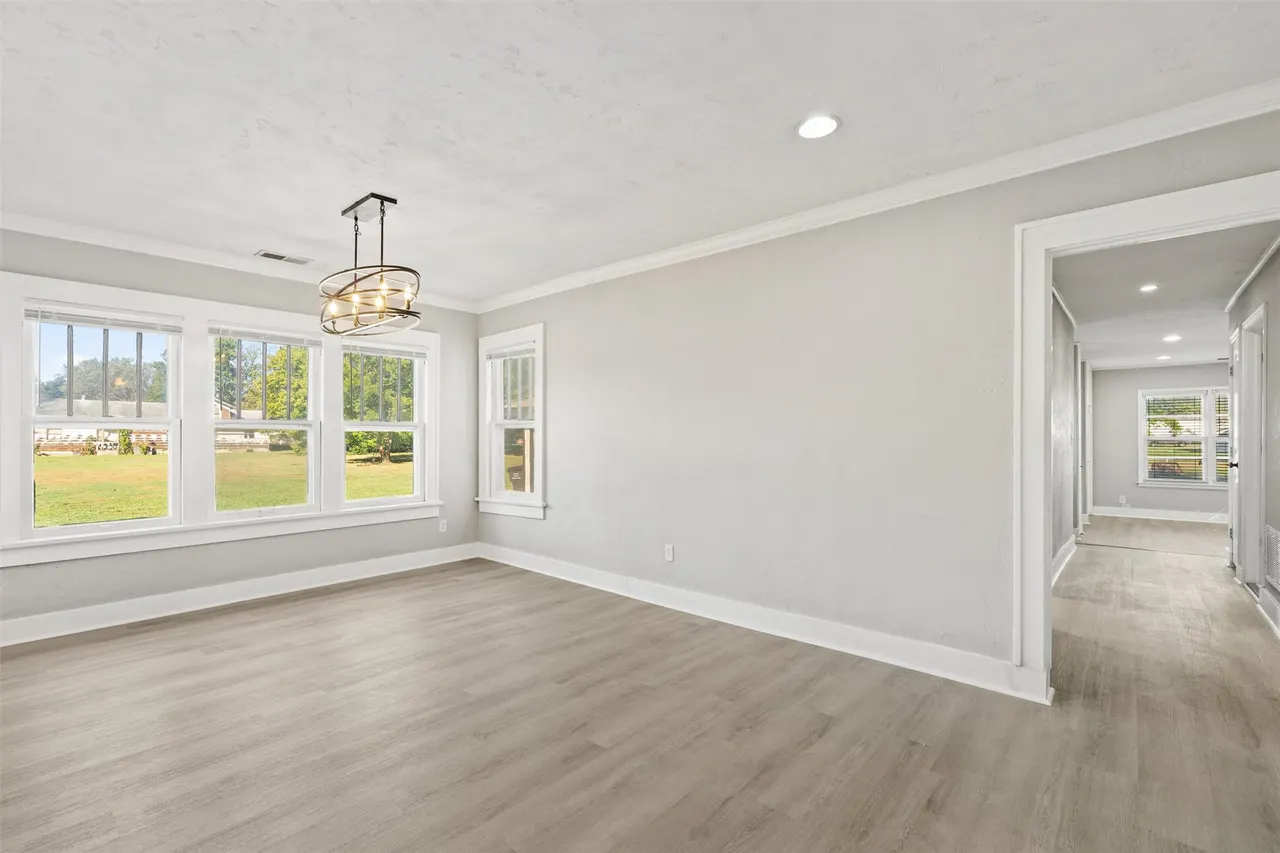 Photo 17 — 2520 E Tuxedo Boulevard, Bartlesville, OK 74006