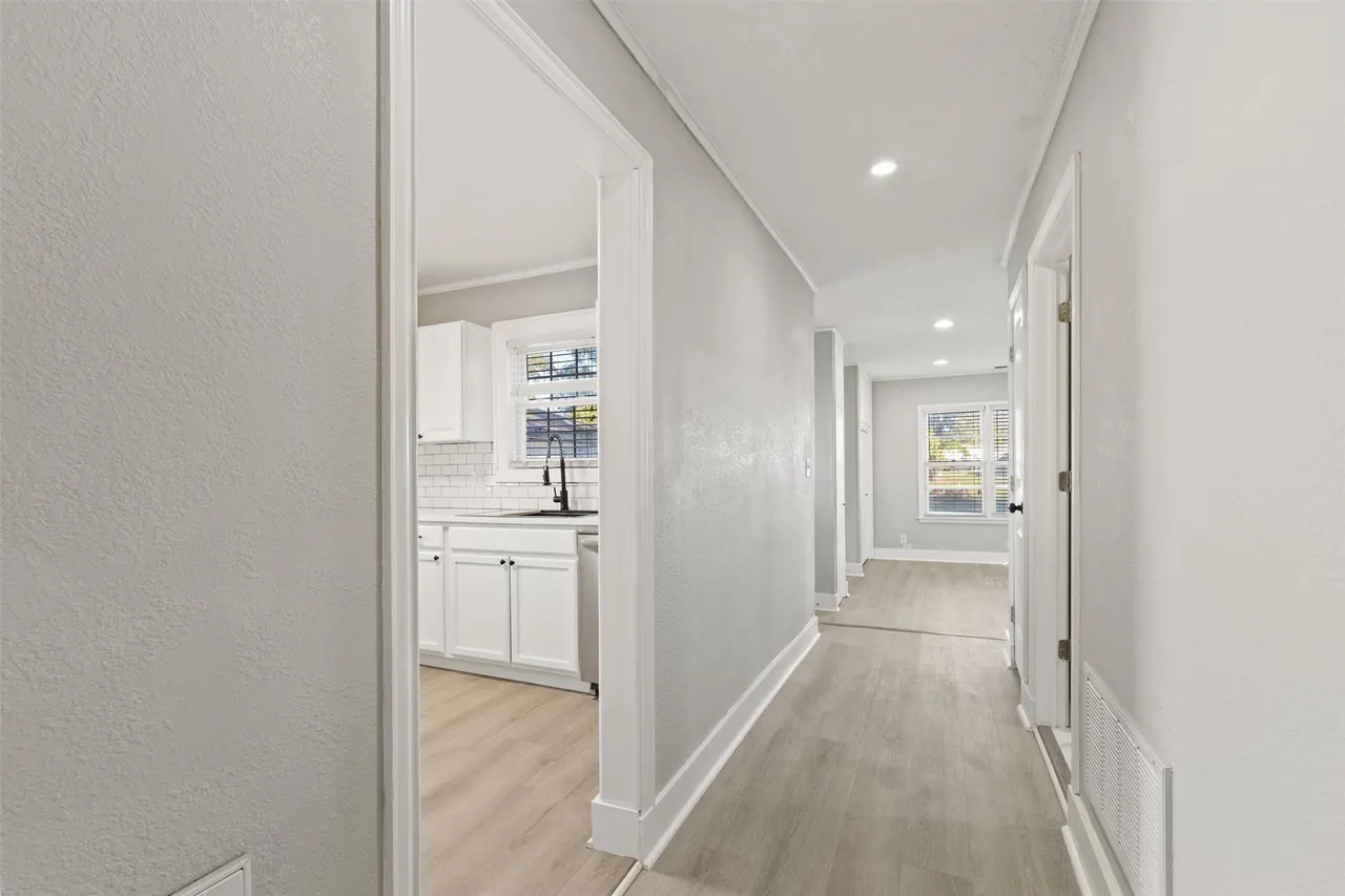 Photo 18 — 2520 E Tuxedo Boulevard, Bartlesville, OK 74006