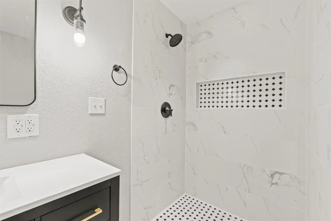 Photo 26 — 2520 E Tuxedo Boulevard, Bartlesville, OK 74006