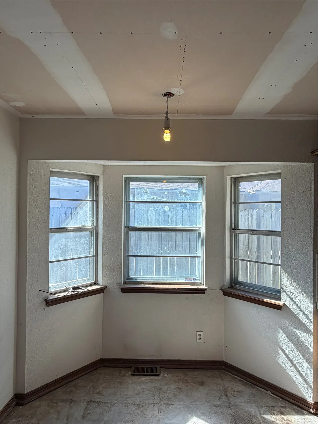 Photo 5 — 6705 E 75th Street, Tulsa, OK 74133