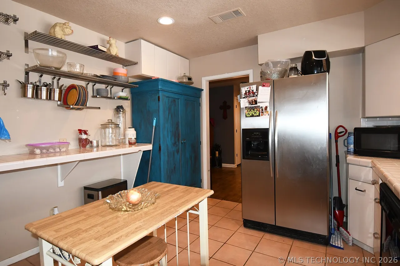 Photo 11 — 311 S Elm Street, Sallisaw, OK 74955