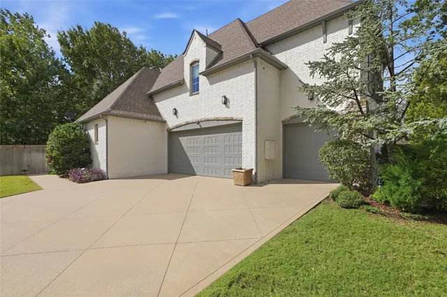 Photo 3 — 7742 S Indian Avenue, Tulsa, OK 74132