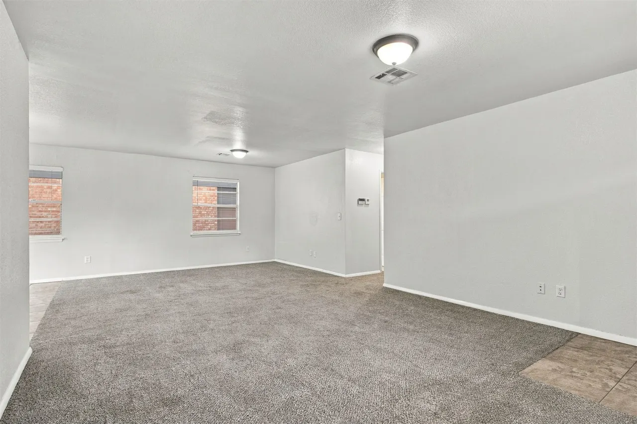 Photo 9 — 1947 S Fern Avenue, Broken Arrow, OK 74012