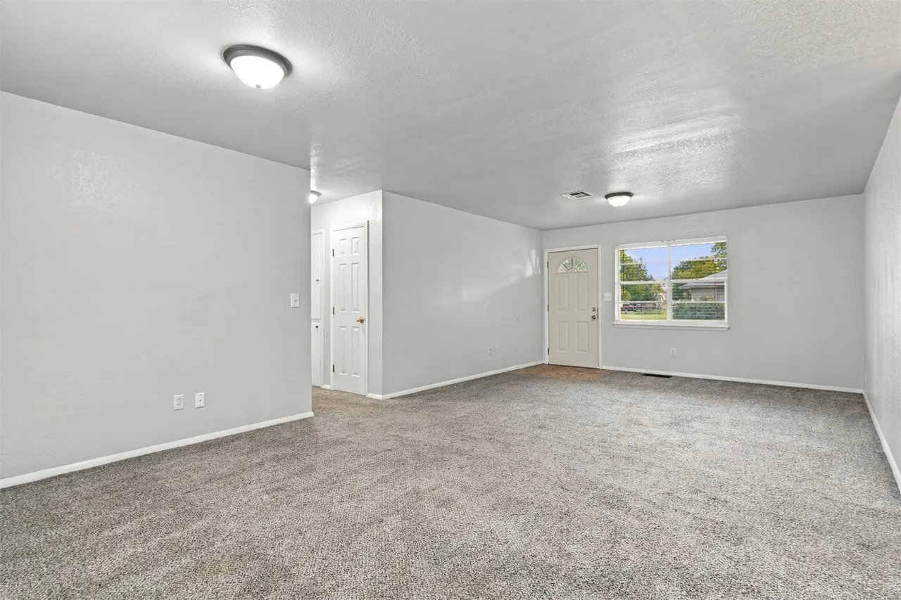 Photo 10 — 1947 S Fern Avenue, Broken Arrow, OK 74012