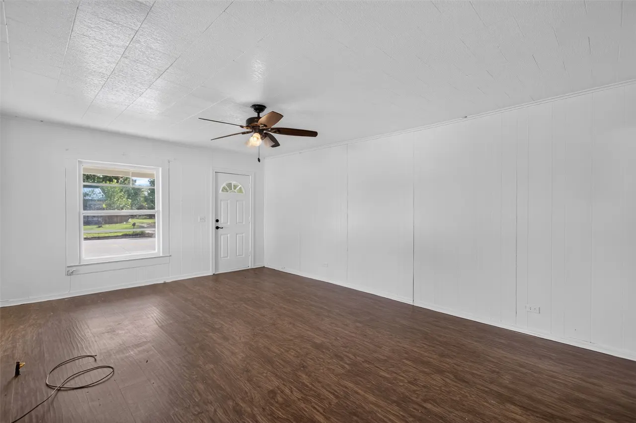 Photo 4 — 116 S Elliott Street, Pryor, OK 74361