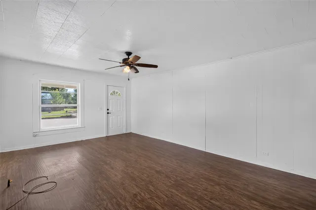 Photo 4 — 116 S Elliott Street, Pryor, OK 74361