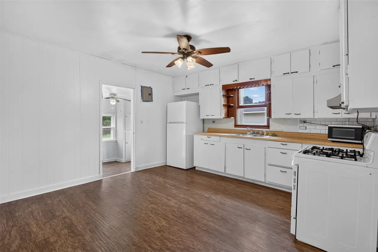 Photo 9 — 116 S Elliott Street, Pryor, OK 74361