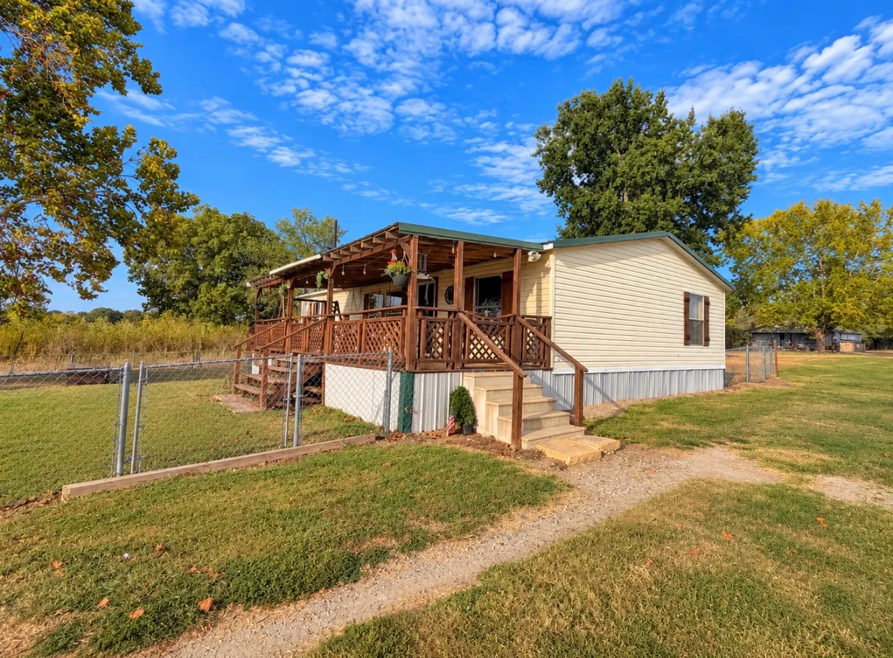 Photo 6 — 10549 W Perry Road, Stigler, OK 74462