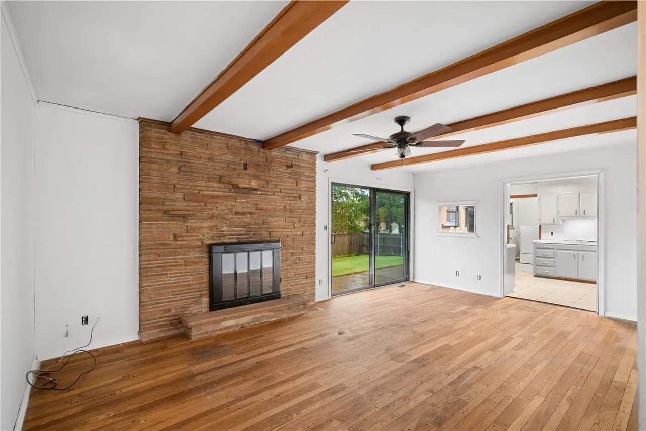 Photo 12 — 1318 N Main Street, Sand Springs, OK 74063