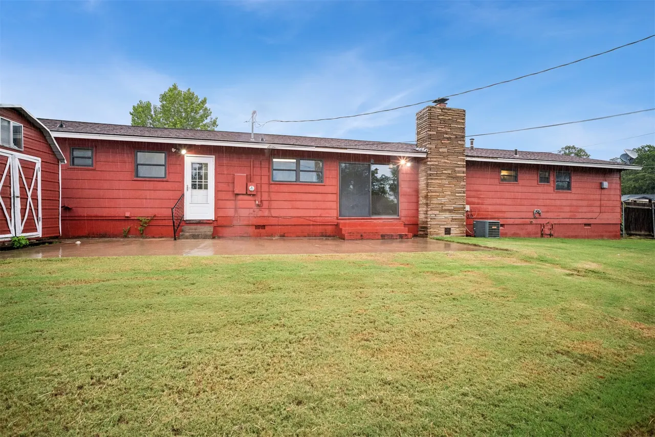Photo 19 — 1318 N Main Street, Sand Springs, OK 74063