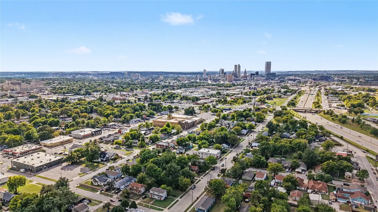 Photo 25 — 111 S Yorktown Avenue E, Tulsa, OK 74104
