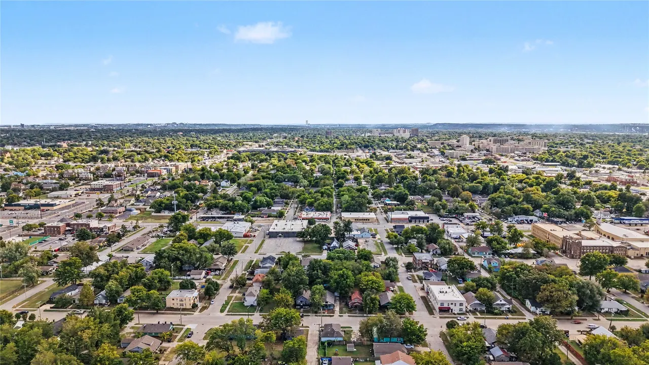 Photo 26 — 111 S Yorktown Avenue E, Tulsa, OK 74104