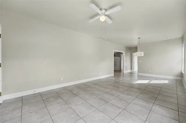 Photo 5 — 111 S Yorktown Avenue E, Tulsa, OK 74104