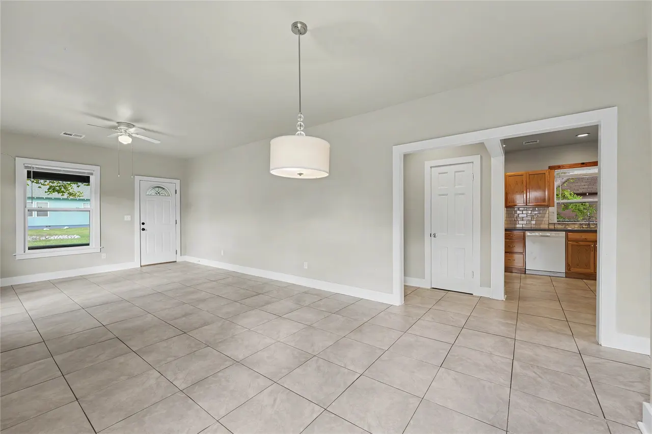 Photo 16 — 111 S Yorktown Avenue E, Tulsa, OK 74104