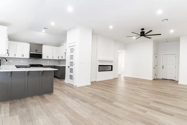 Photo 4 — 10907 S 271st EastAvenue, Broken Arrow, OK 74014