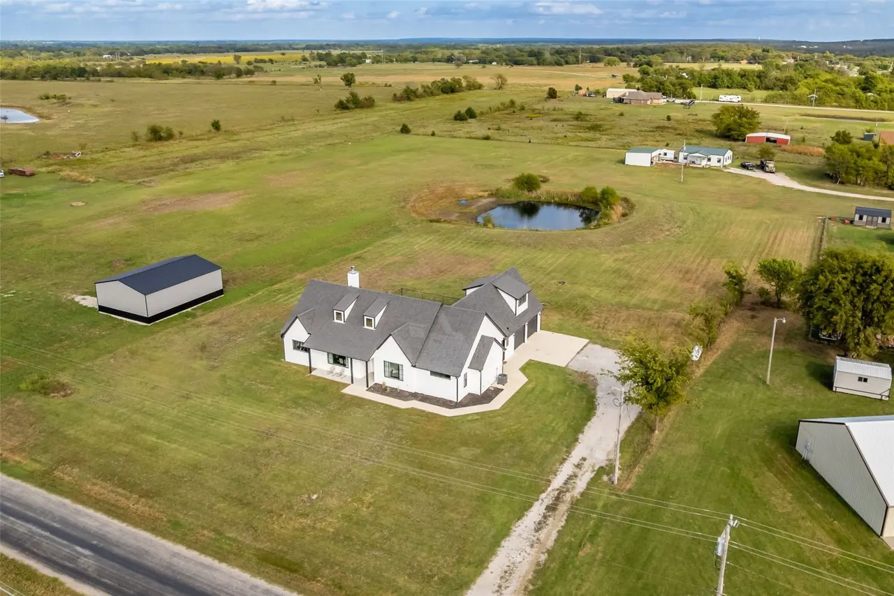 Front exterior — 2936 N 205 Road, Beggs, OK 74421