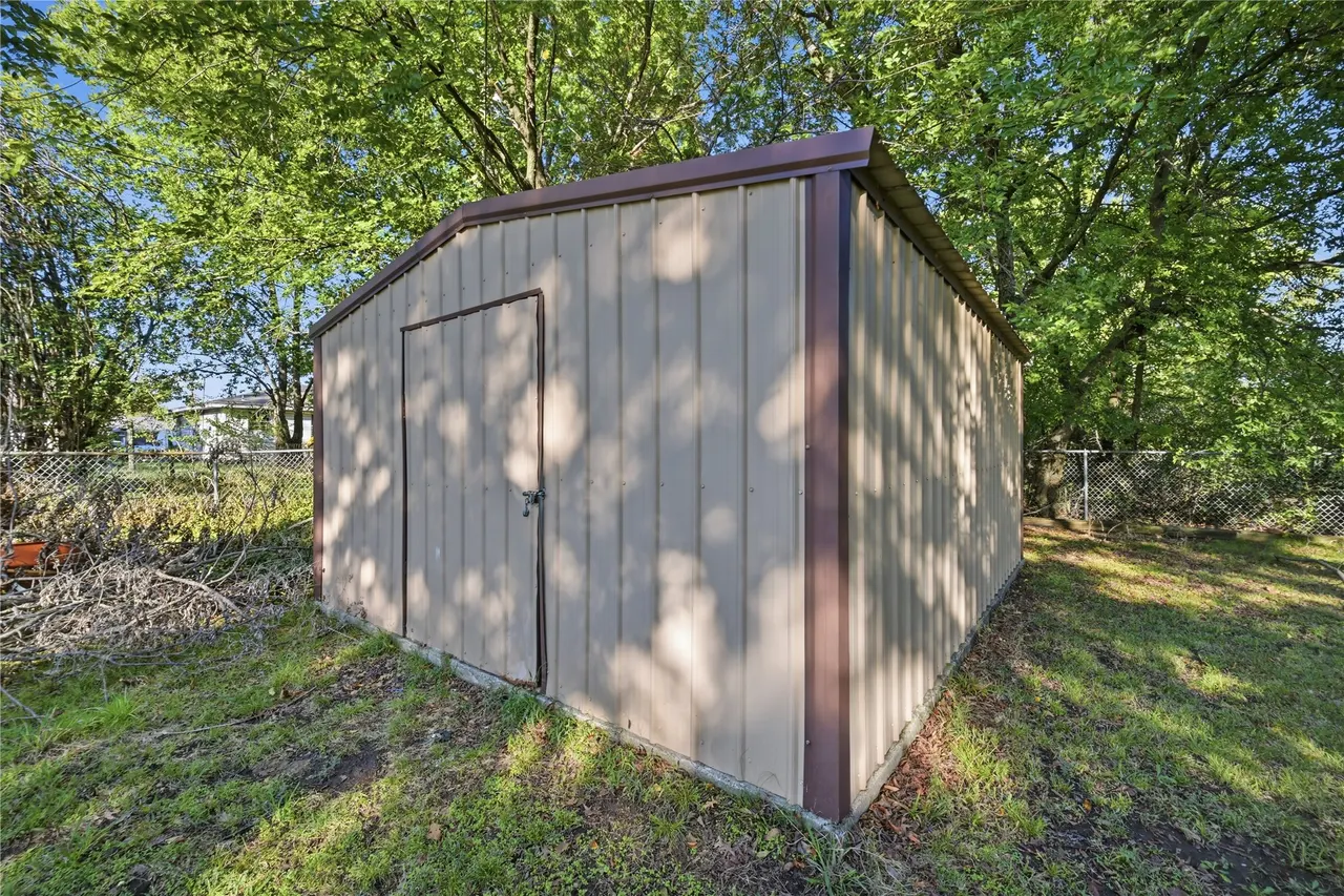 Photo 29 — 900 S Oliphant Street, Holdenville, OK 74848