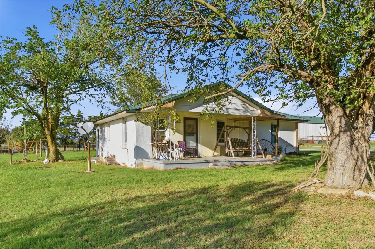 Front exterior — 26560 S 4420, Vinita, OK 74301