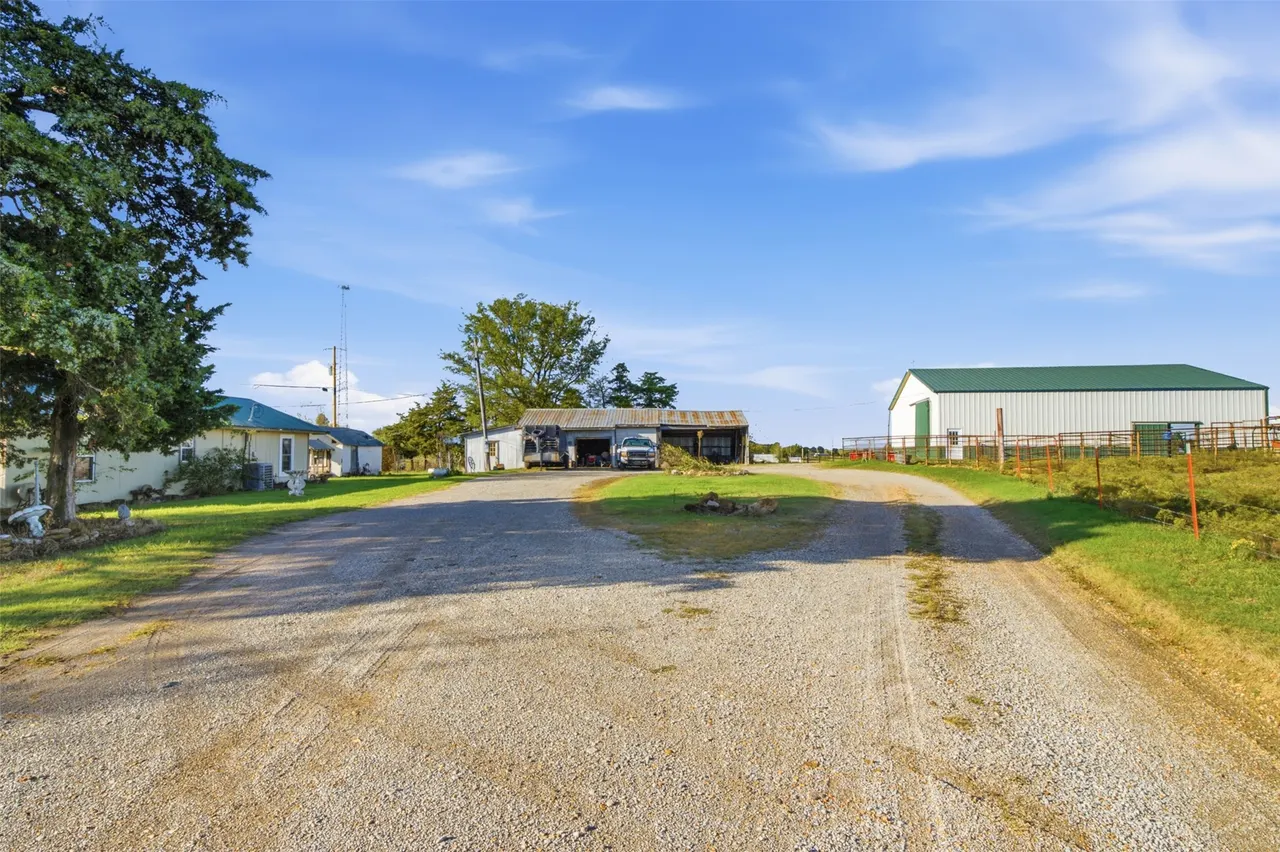 Photo 3 — 26560 S 4420, Vinita, OK 74301
