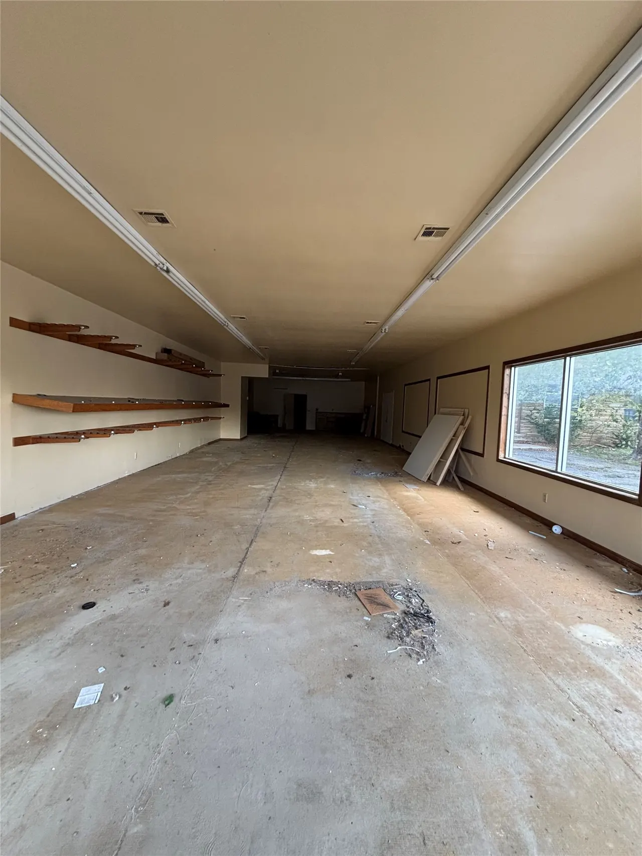 Photo 5 — 418 W Rogers Boulevard, Skiatook, OK 74070