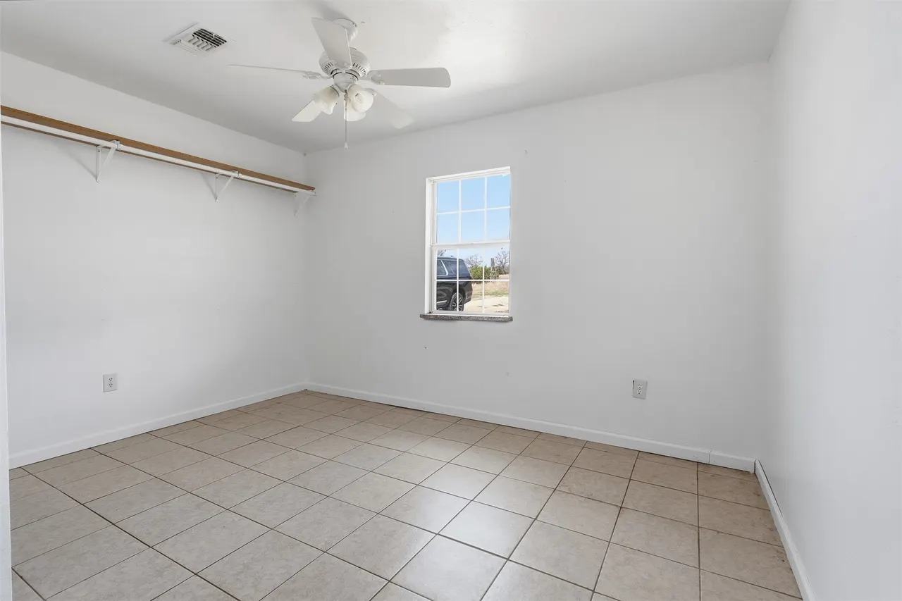 Photo 16 — 1400 Saybrook Road, Ardmore, OK 73401