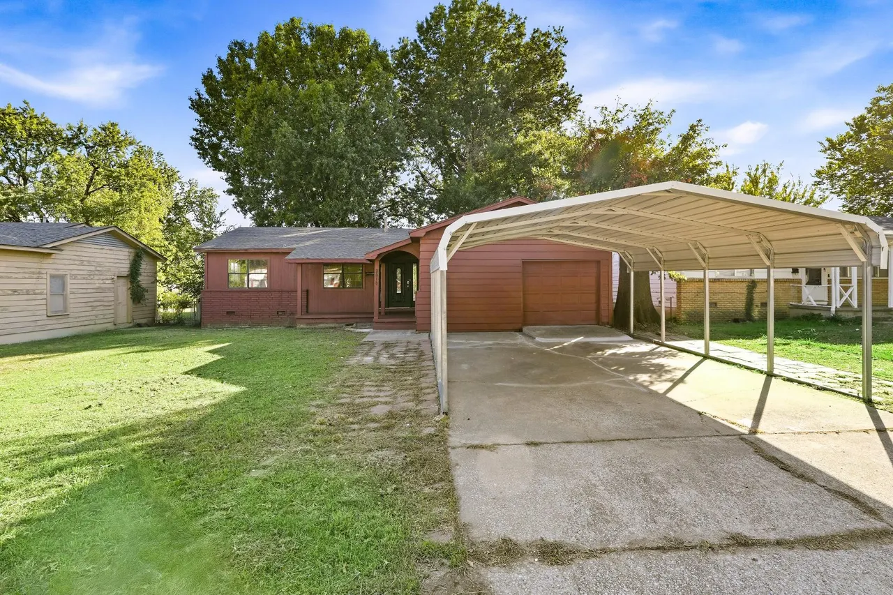 Front exterior — 2018 E 49th Street N, Tulsa, OK 74130