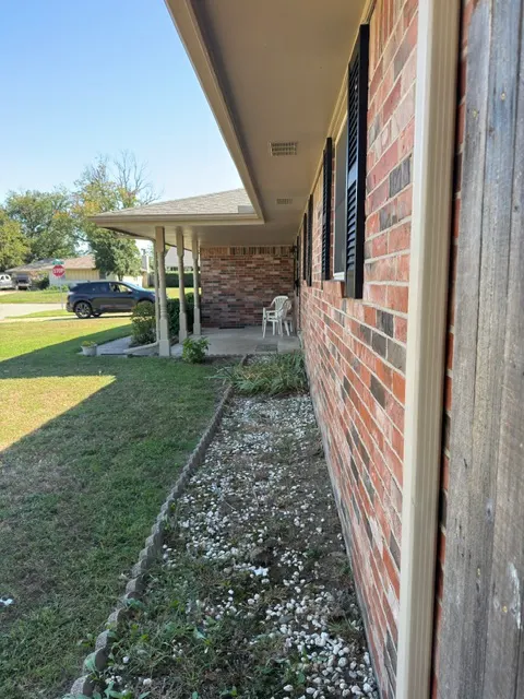 Photo 7 — 9270 E 32nd Place, Tulsa, OK 74145