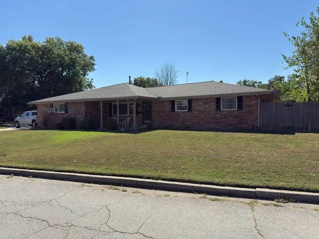 Photo 6 — 9270 E 32nd Place, Tulsa, OK 74145