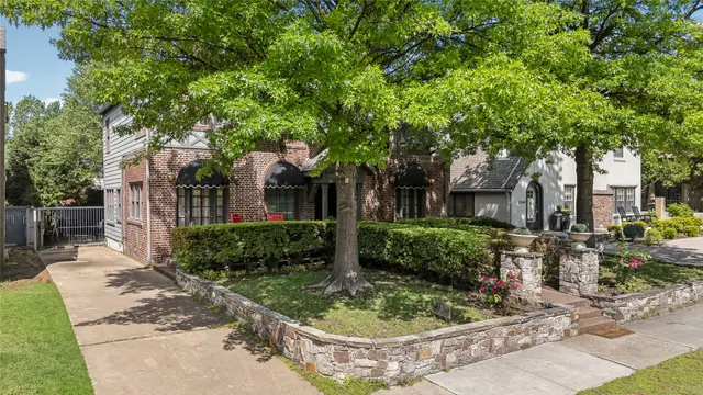 Photo 3 — 2252 S Troost Avenue, Tulsa, OK 74114