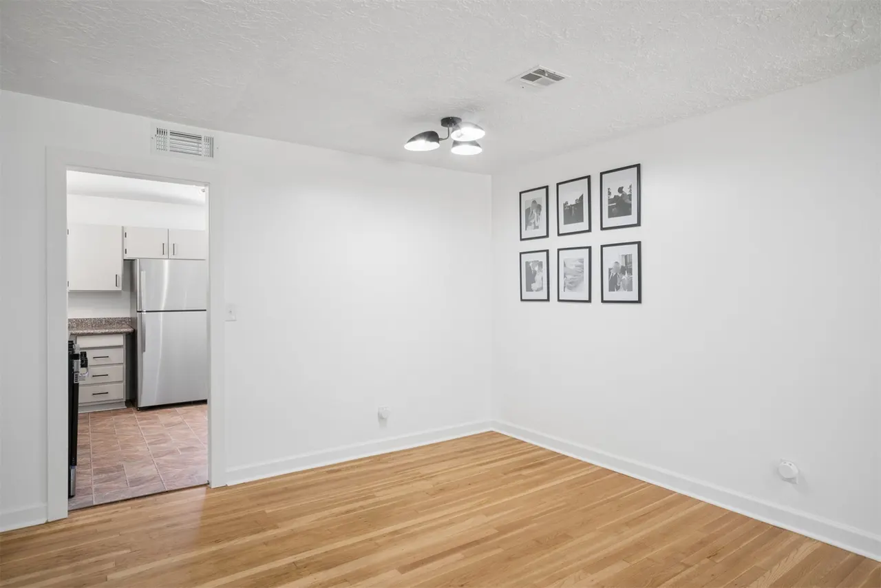 Photo 9 — 5731 E 22nd Place, Tulsa, OK 74114