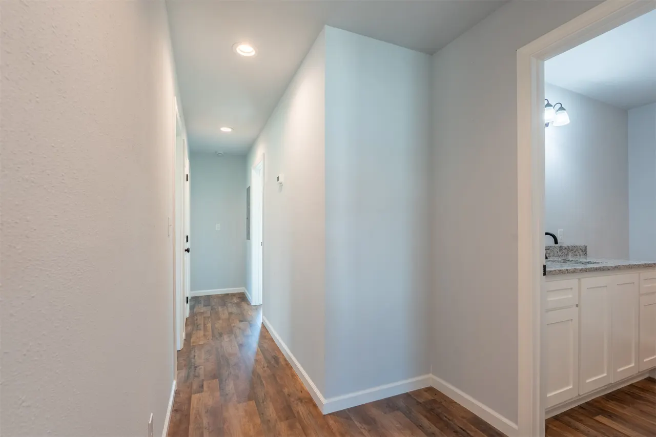 Photo 9 — 2218 S Osage Avenue, Bartlesville, OK 74003