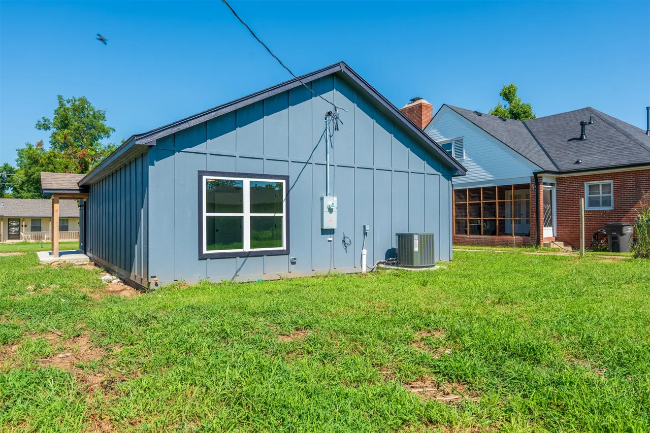 Photo 20 — 2218 S Osage Avenue, Bartlesville, OK 74003