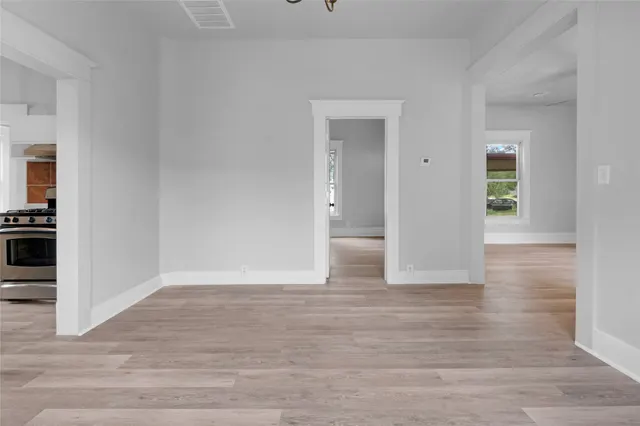 Photo 7 — 910 SE Wyandotte Avenue, Bartlesville, OK 74003