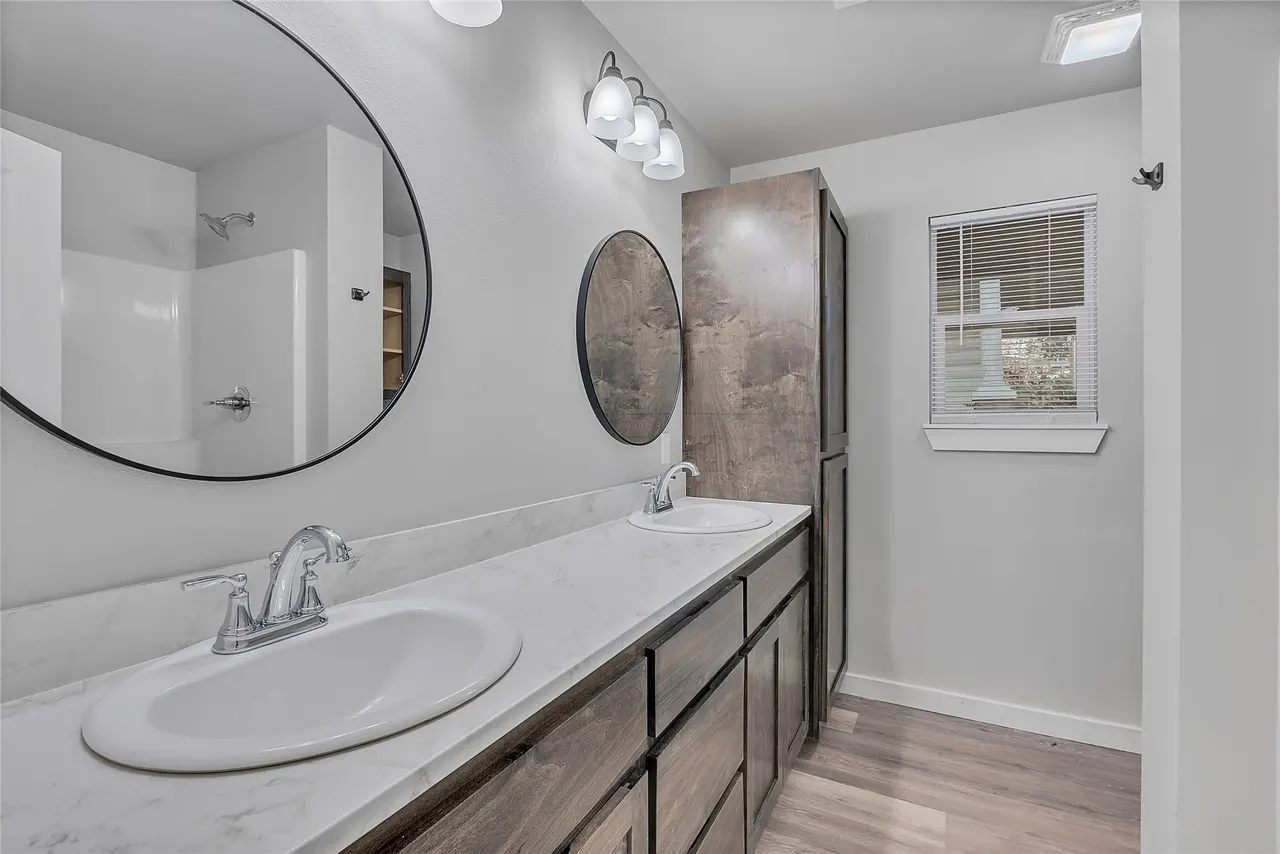 Photo 28 — 423 S Chickasaw Avenue, Bartlesville, OK 74003