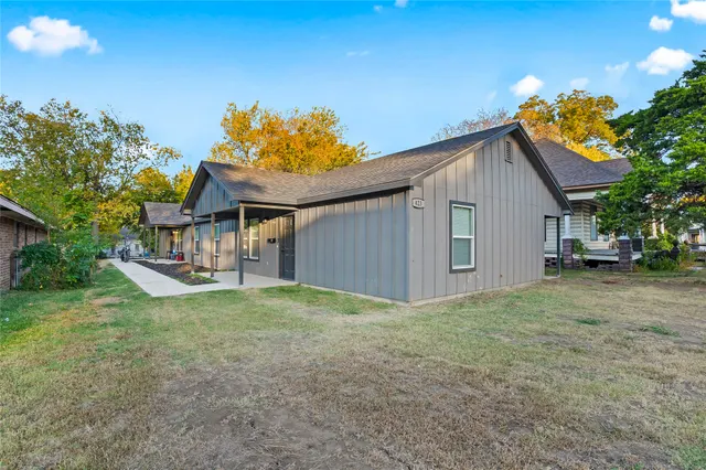 Photo 2 — 423 S Chickasaw Avenue, Bartlesville, OK 74003