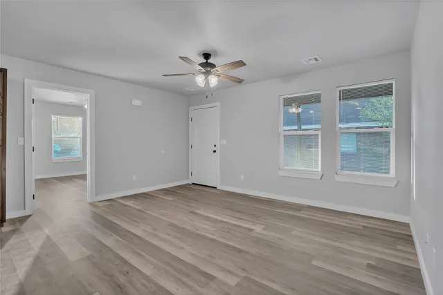 Photo 7 — 423 S Chickasaw Avenue, Bartlesville, OK 74003