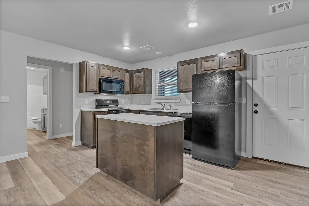 Photo 27 — 423 S Chickasaw Avenue, Bartlesville, OK 74003