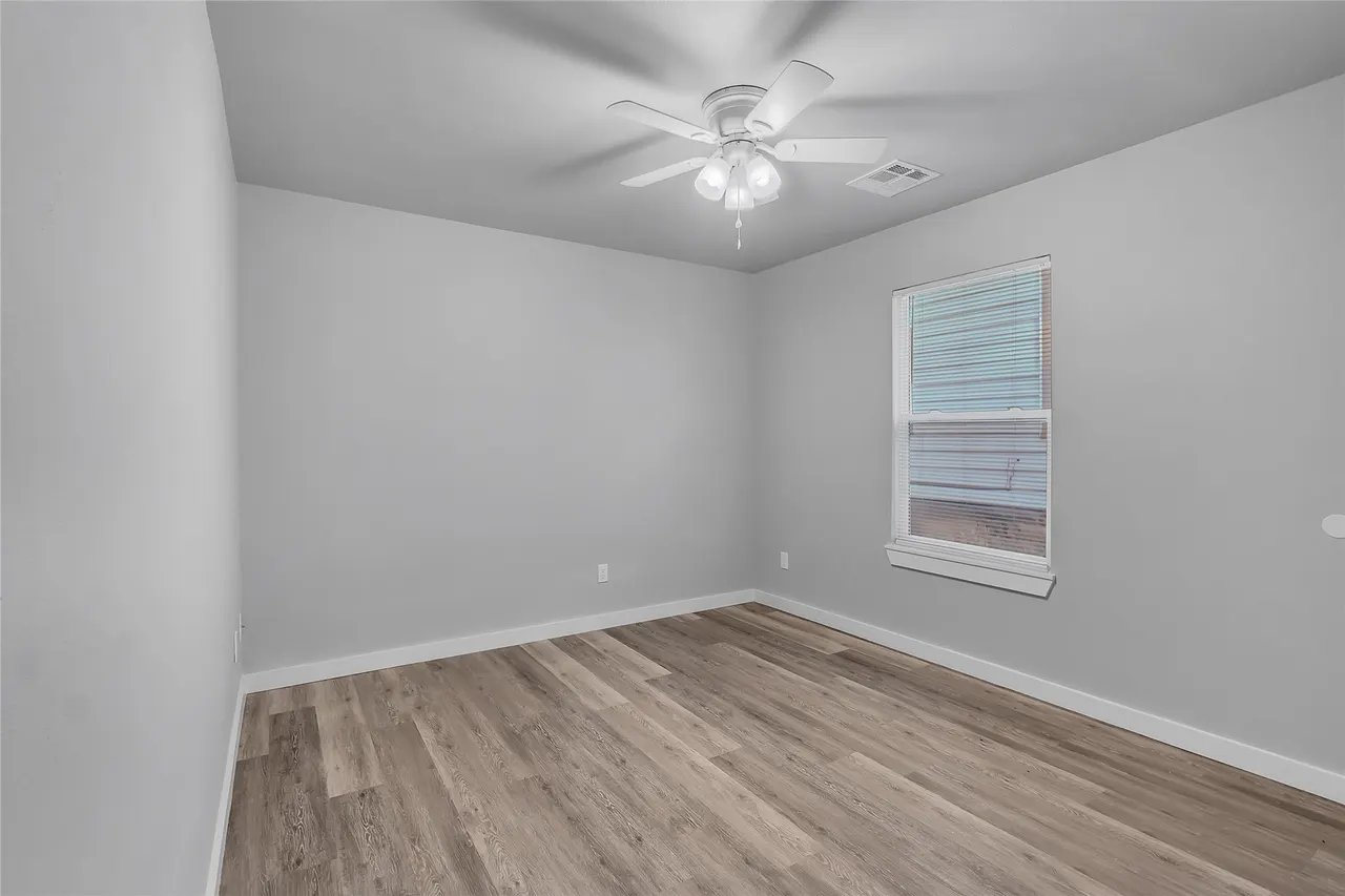 Photo 21 — 423 S Chickasaw Avenue, Bartlesville, OK 74003