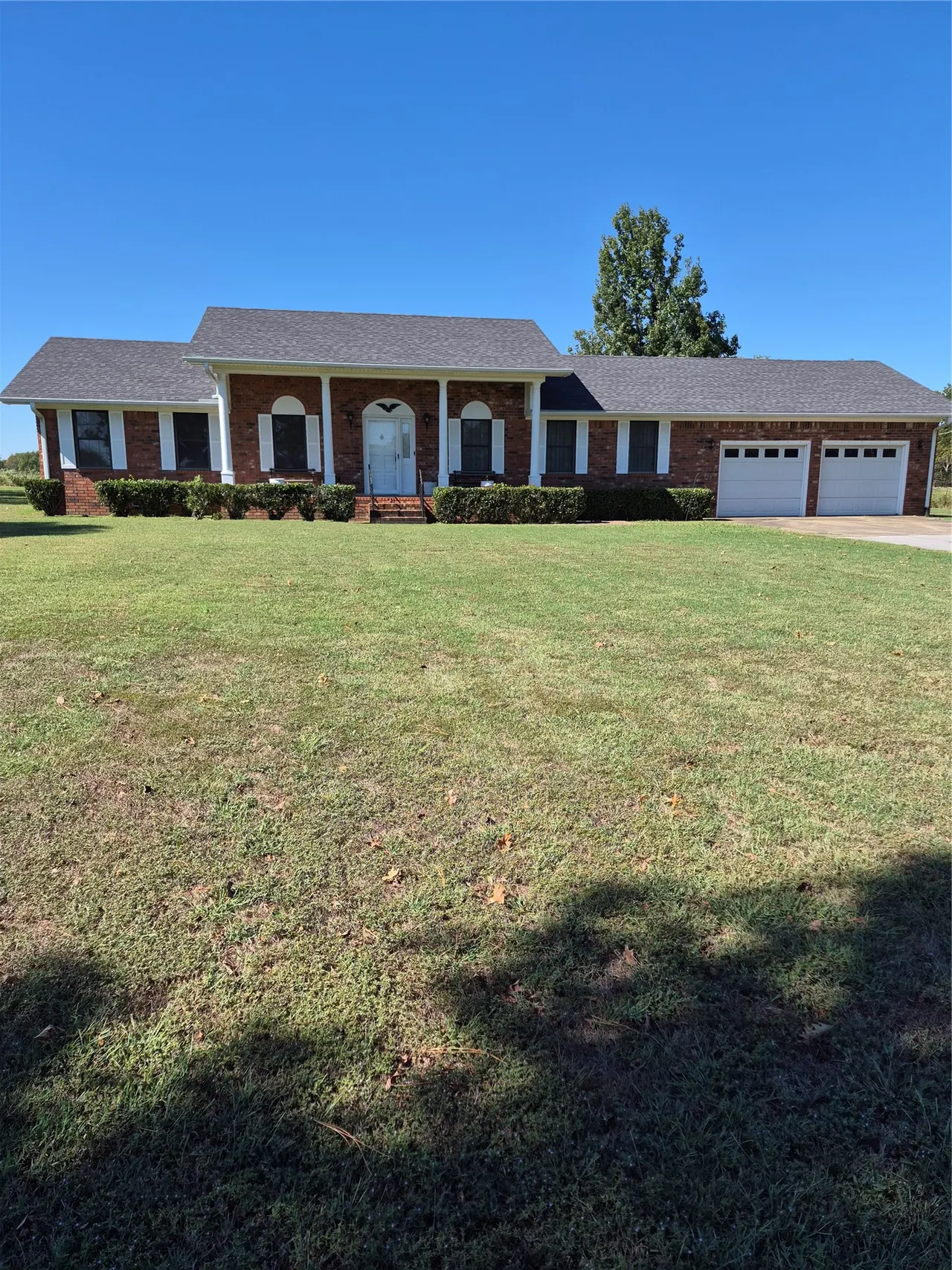 Front exterior — 102562 S 4210 Road, Checotah, OK 74426
