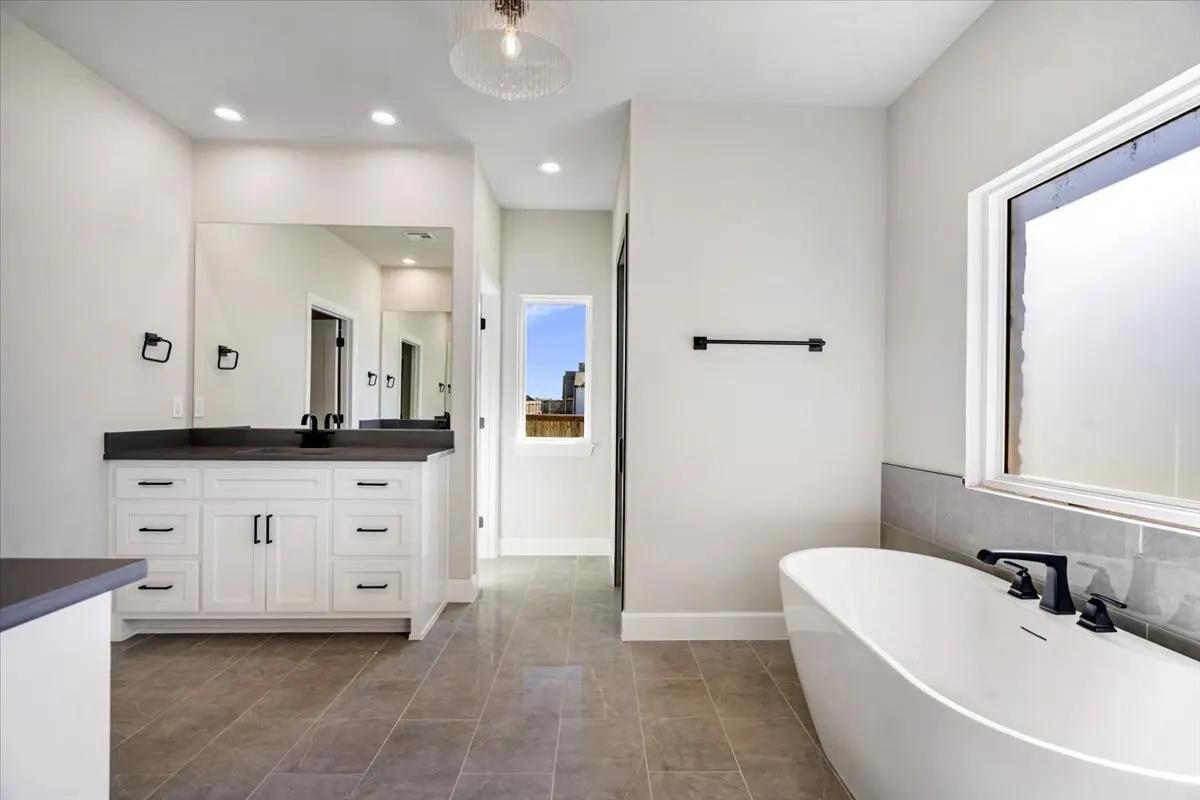 Photo 14 — 5708 E 126th Street S, Bixby, OK 74008