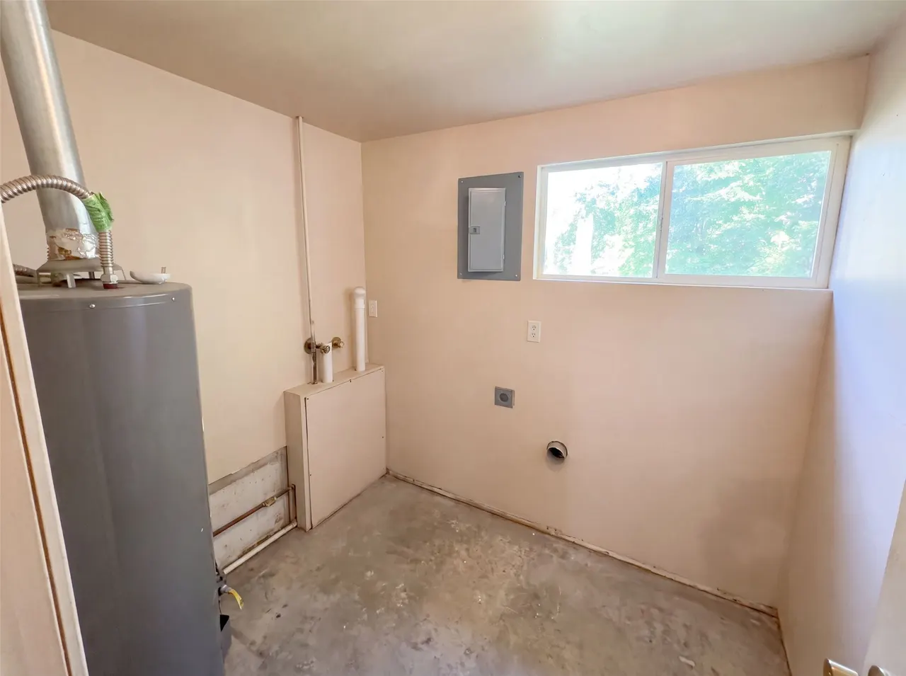 Photo 16 — 405 4th Avenue, Warner, OK 74469