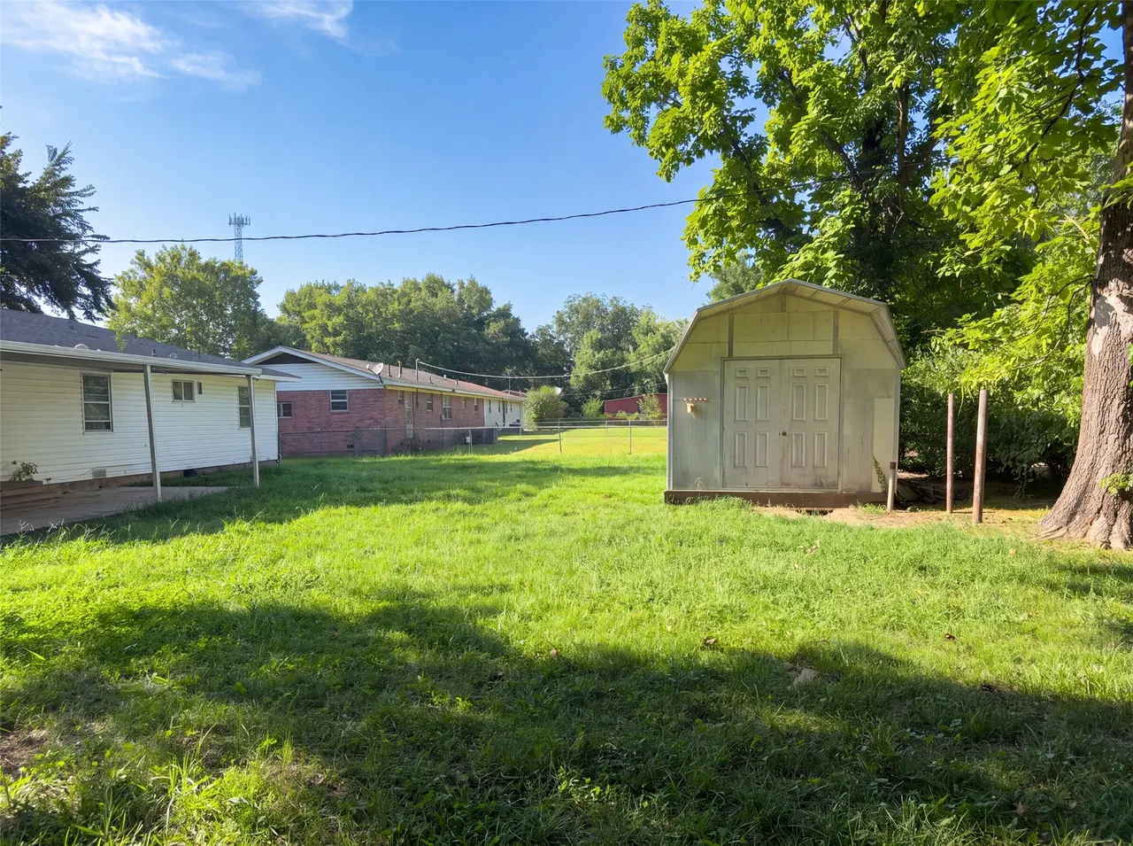 Photo 18 — 405 4th Avenue, Warner, OK 74469