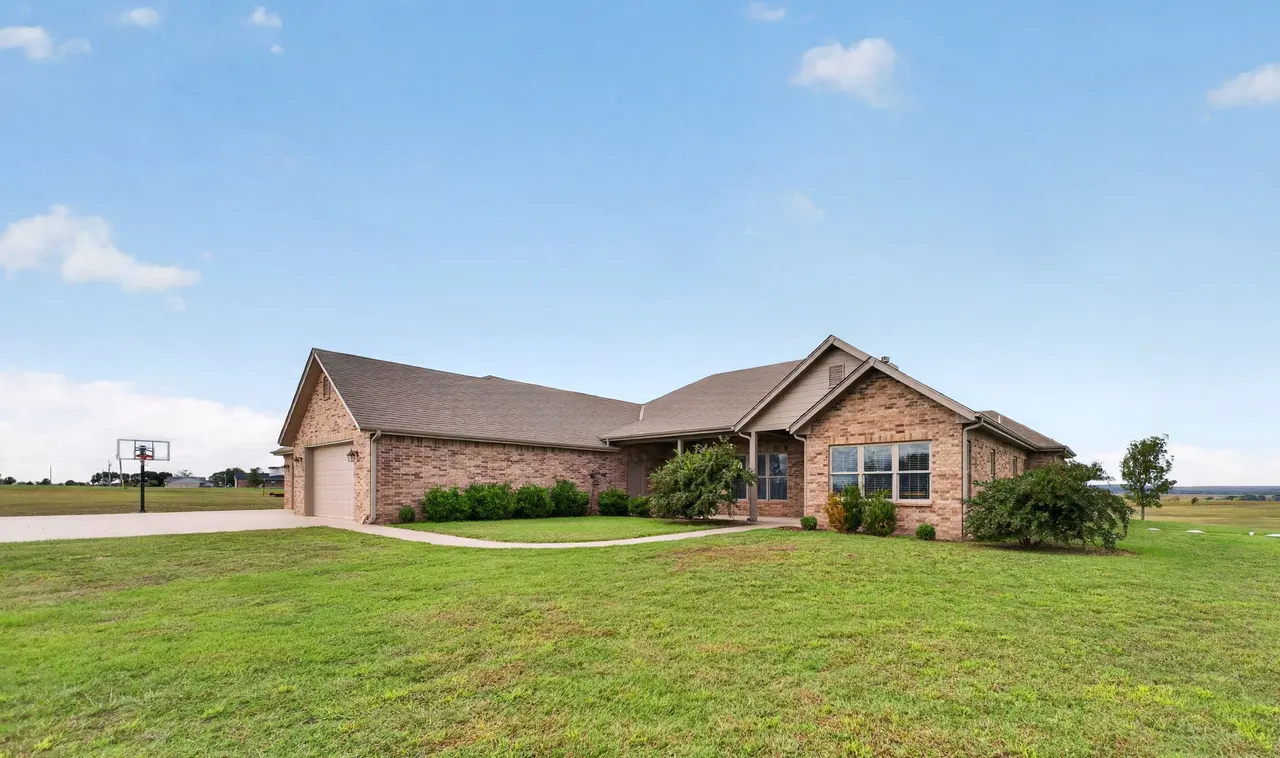 Photo 2 — 27455 N 3979 Drive, Ochelata, OK 74051